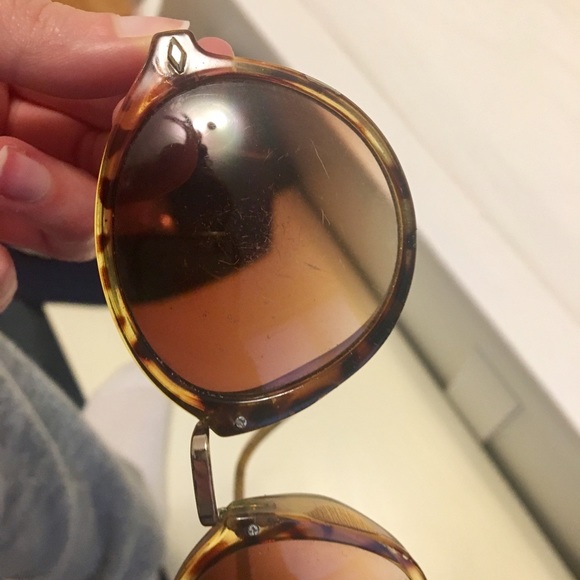ASOS Tortoise Sunglasses - Picture 4 of 5